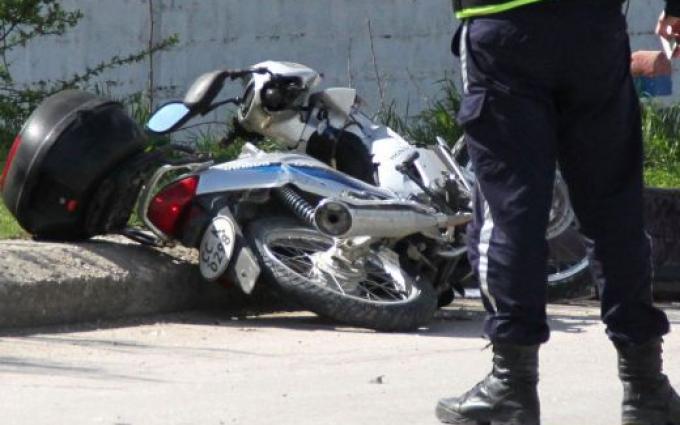 Моторист се вряза в джип на пътя Предел-Банско