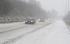 Сняг блокира пътища в Пиринско