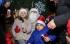 Дядо Коледа зарадва малчуганите в Петрич