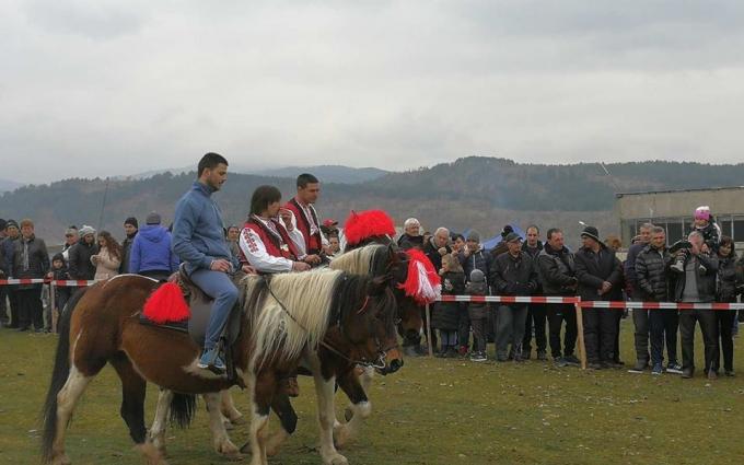 Снимка архив